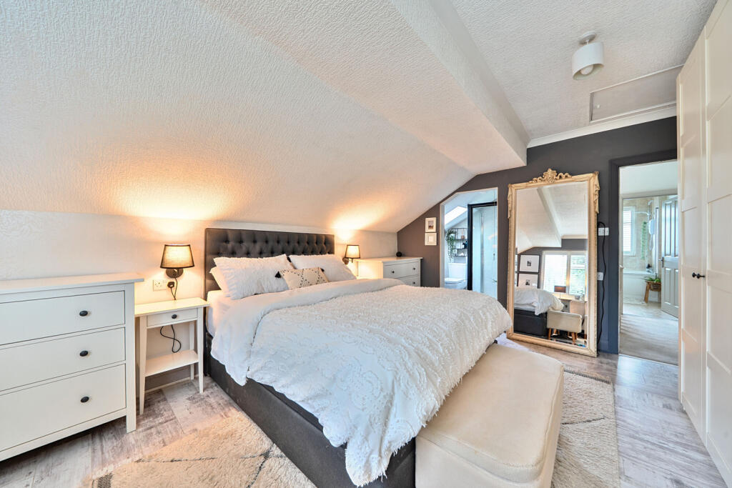 1328218-6-687f5c7...