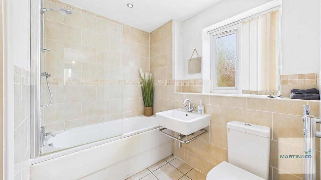 CAM05325G0-PR0082...