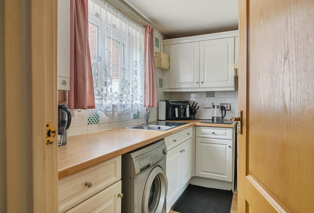 1332257-9-688a04b...