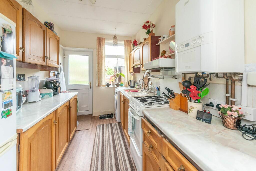 KITCHEN DINER AND LOUNGE