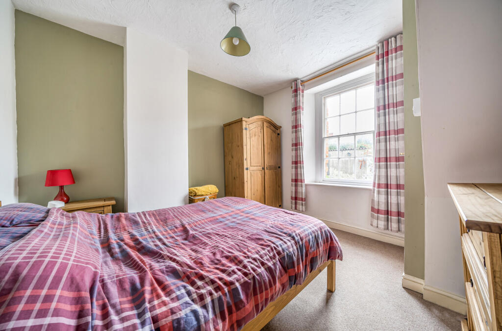 1357618-23-68cc47...