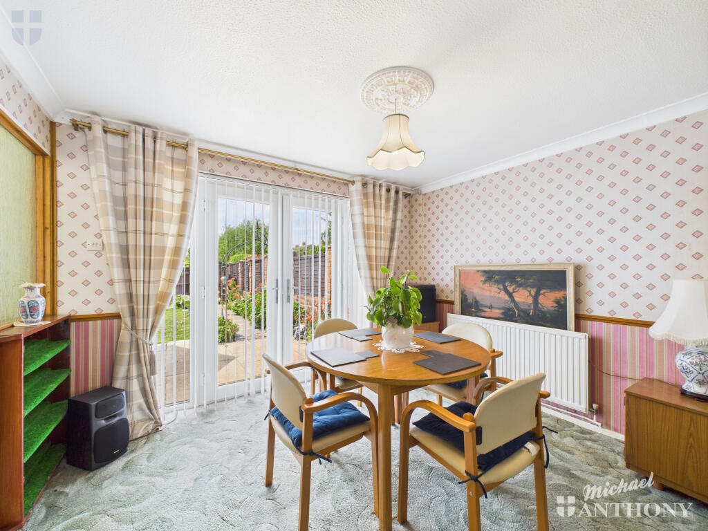 CAM03218G0-PR0688-STILL007