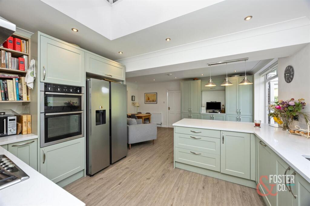 Colebrook Road, 22_031.JPG