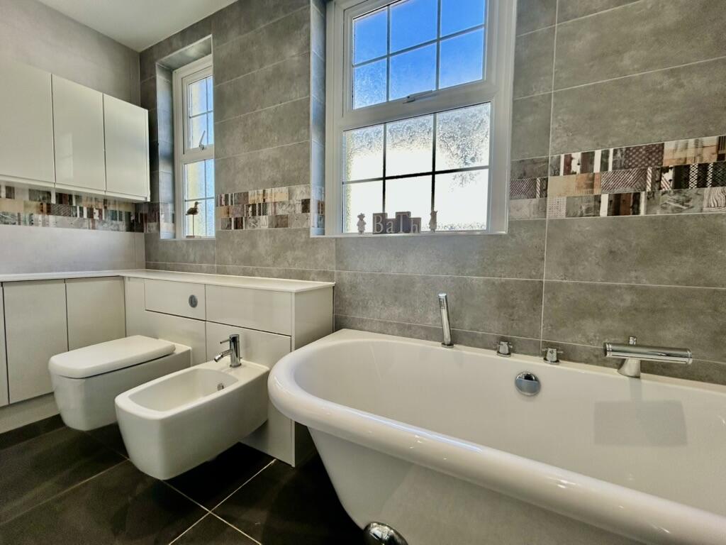 Family Bathroom Image Two.