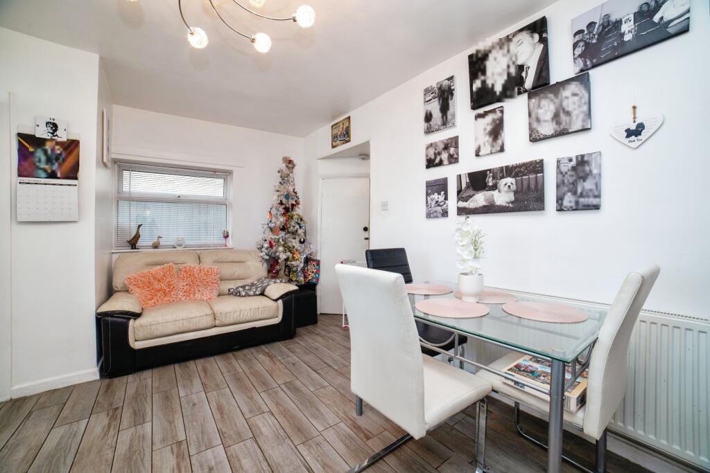 Family Kitchen Diner