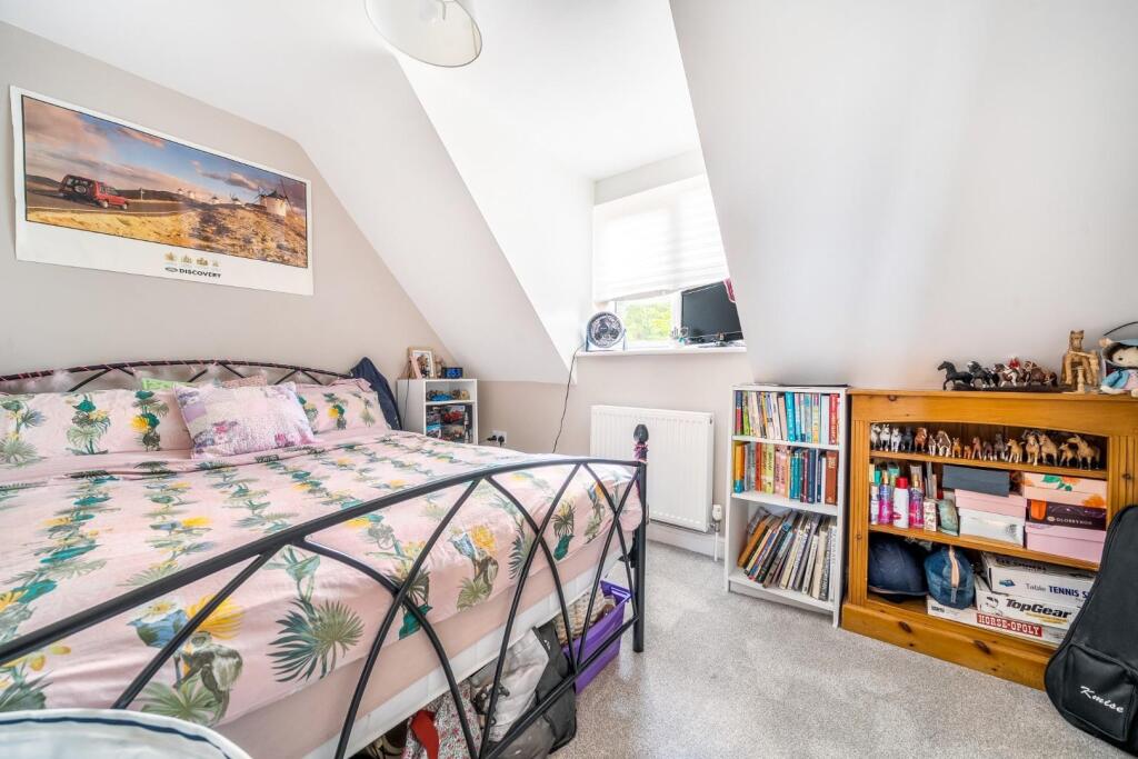 BEDROOM TWO.jpg