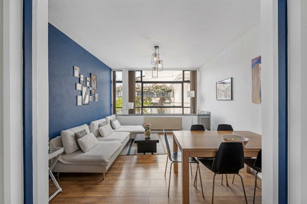 Flat 15 89 Great Portland Street-1.jpg