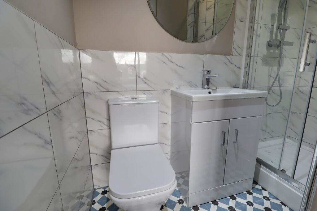 Room 4 Ensuite