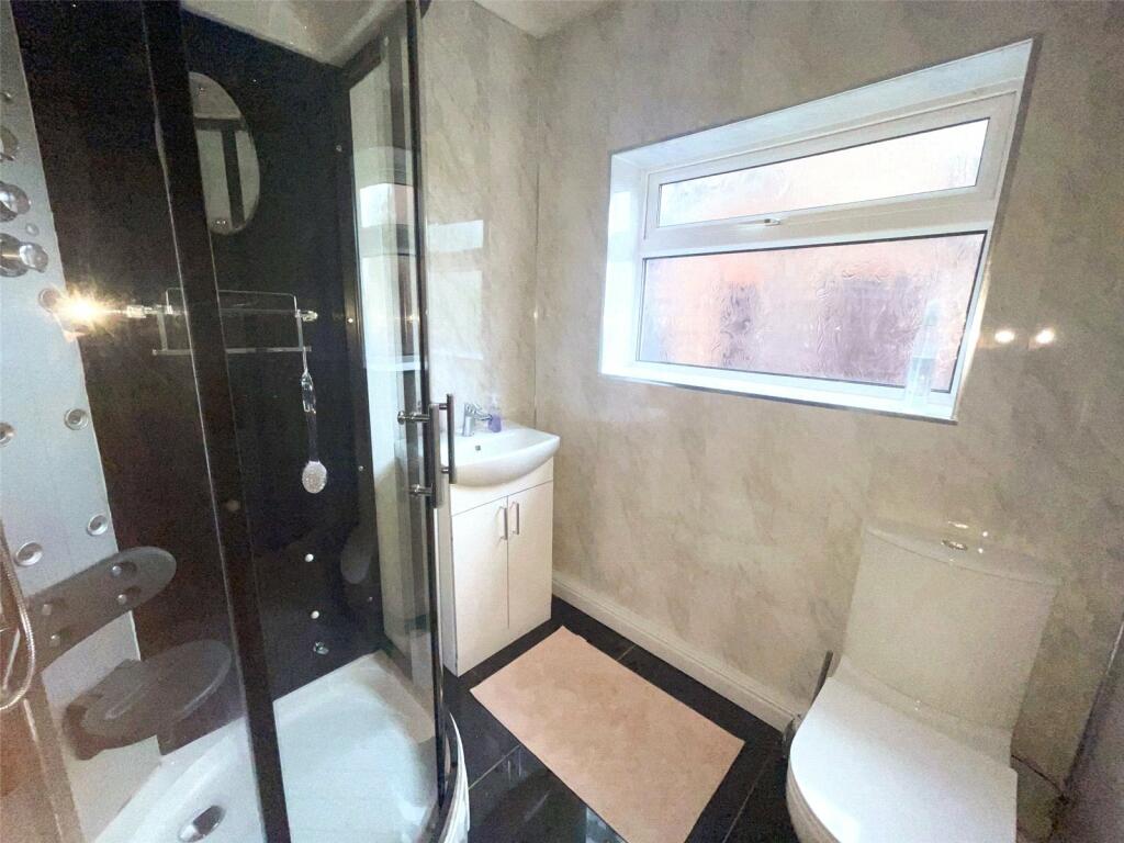 Downstairs Bathroom