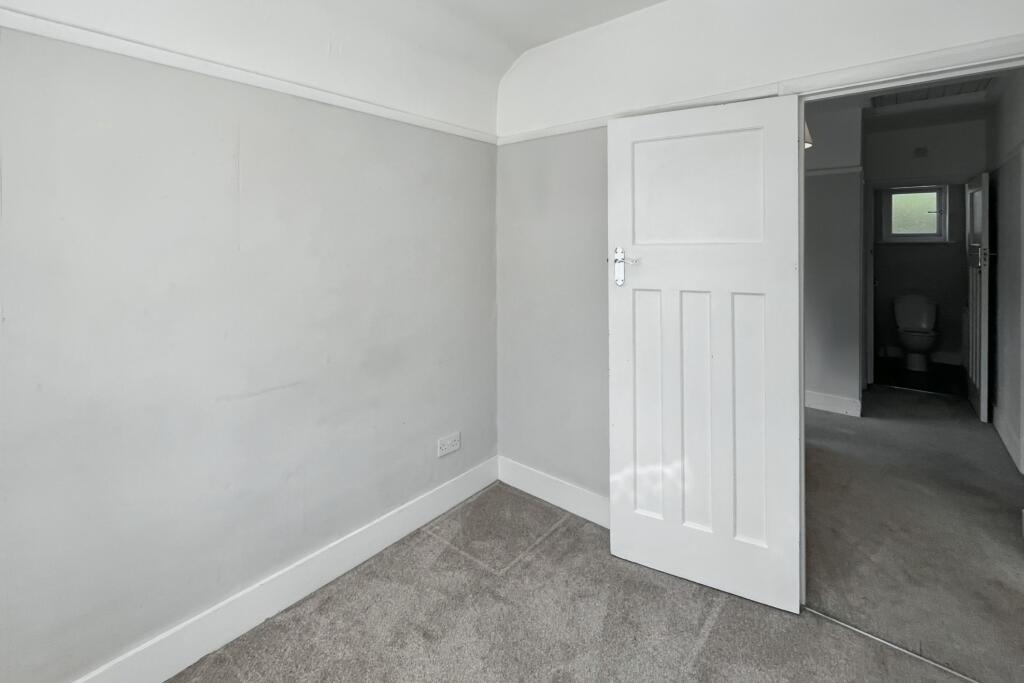51 Greenview Avenue, Croydon, CR0 7QW