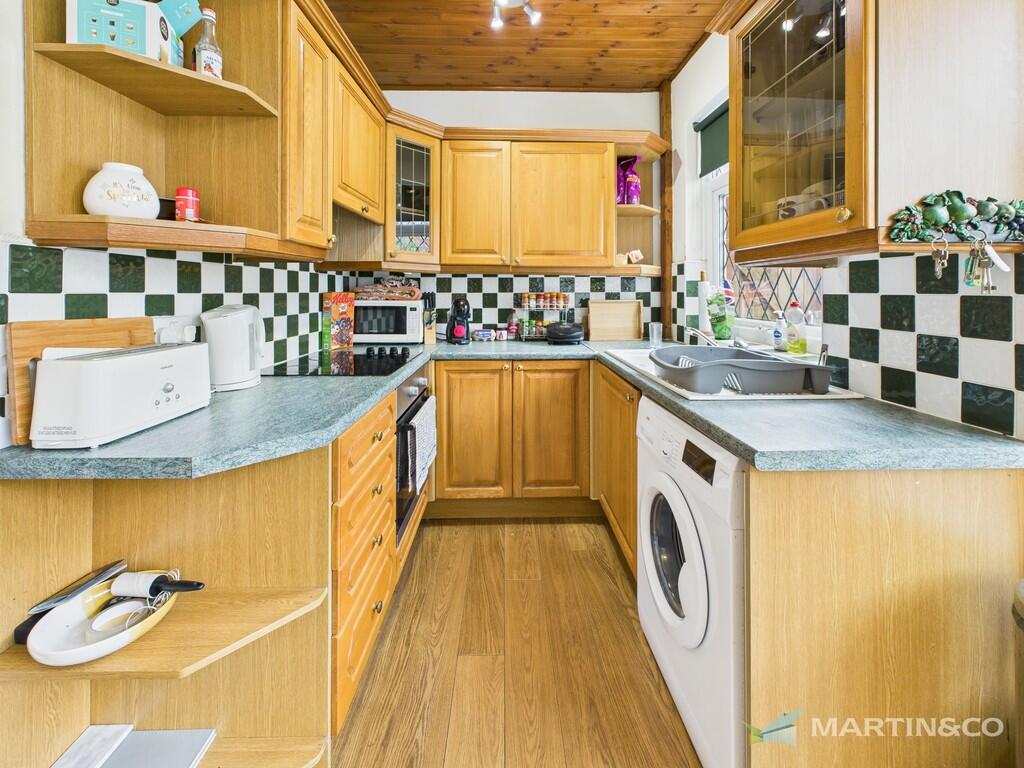 CAM02318G0-PR0475...