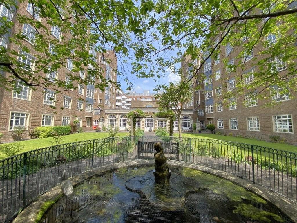 Harewood Gardens pond 2 SMALL.jpg