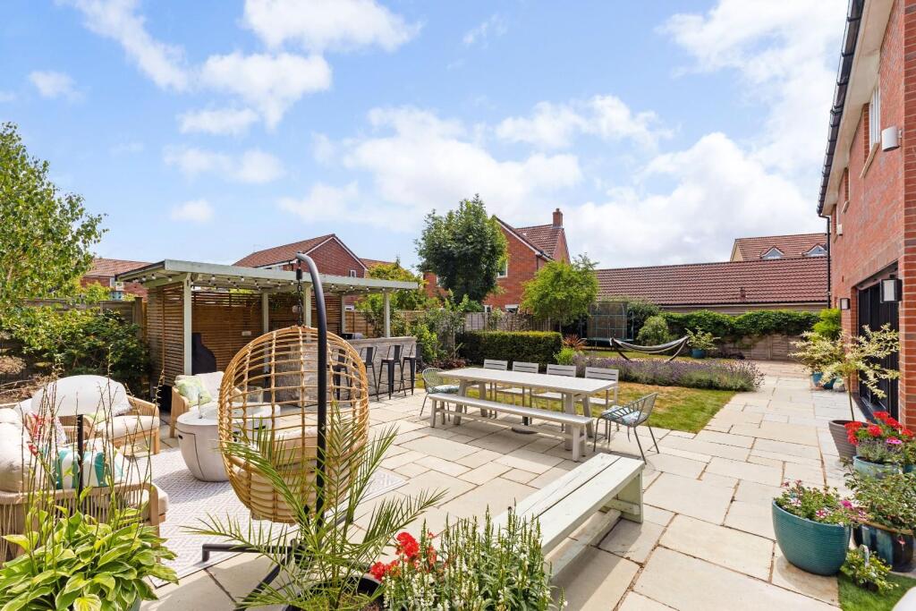 95135_24 Norman Drive Old Sarum (27).jpg