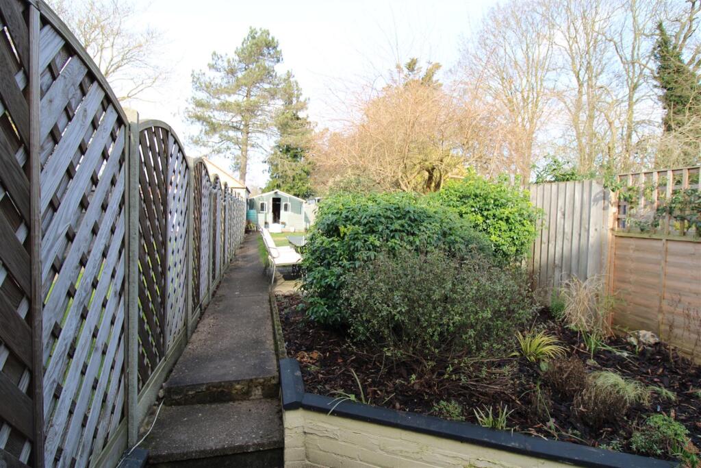 Garden / exterior