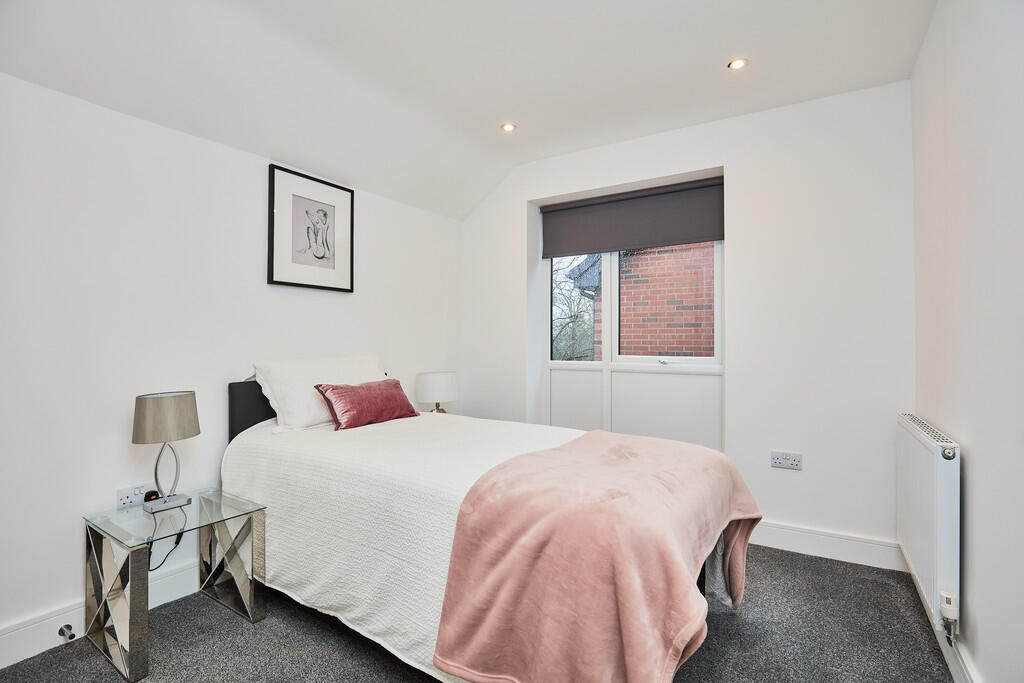 Edward Knight 202...