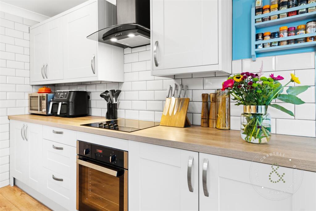 Treharris Street (12).jpg