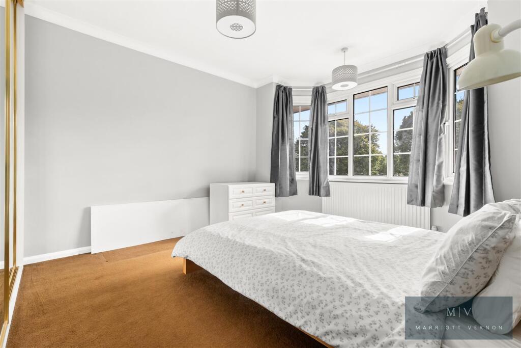 Lloyd Park Avenue 12B MV-13.jpg