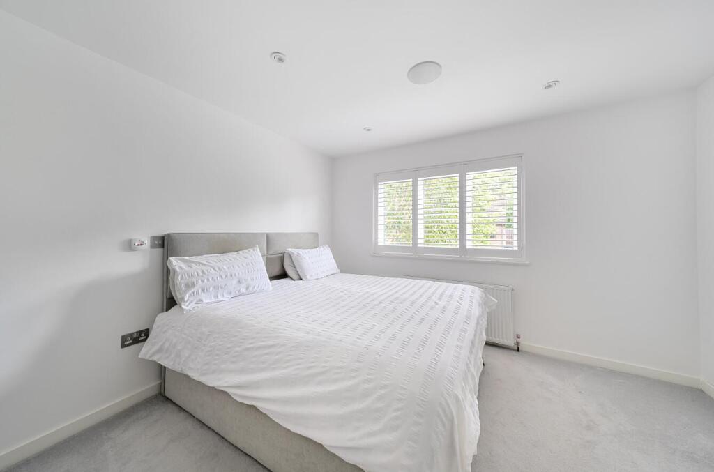 Davidson Frost-Wellings, DFW, Talman Grove, Bedroo