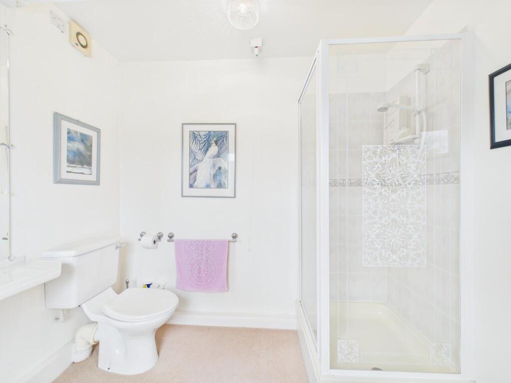 En suite Shower Room