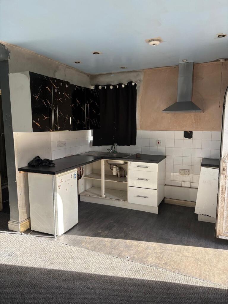kitchens bedrooms and bathrooms