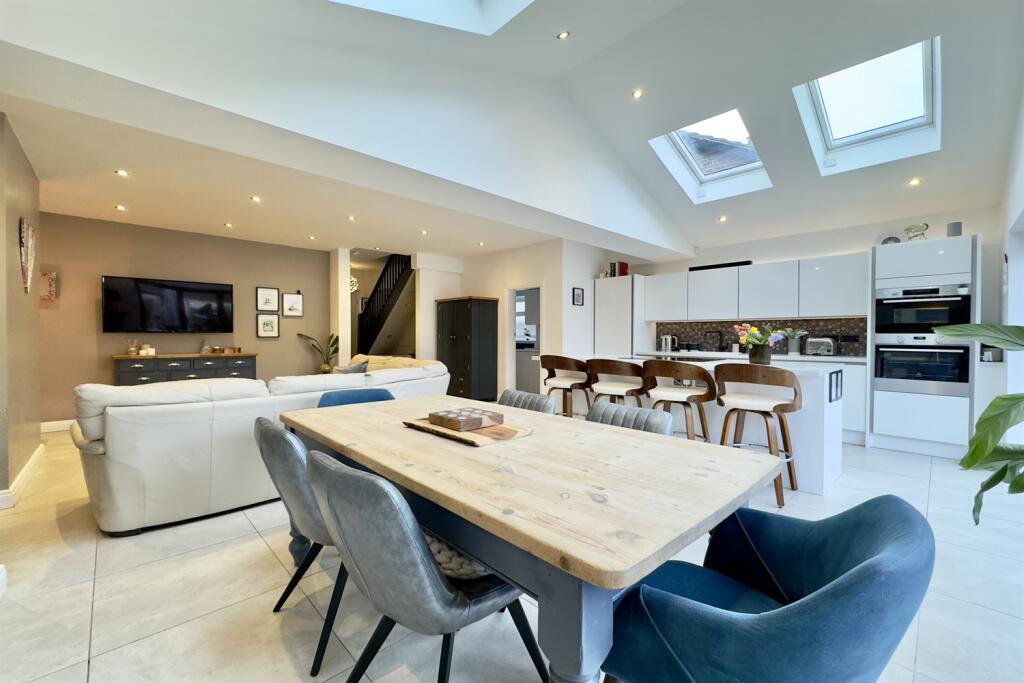 Open Plan Living Din