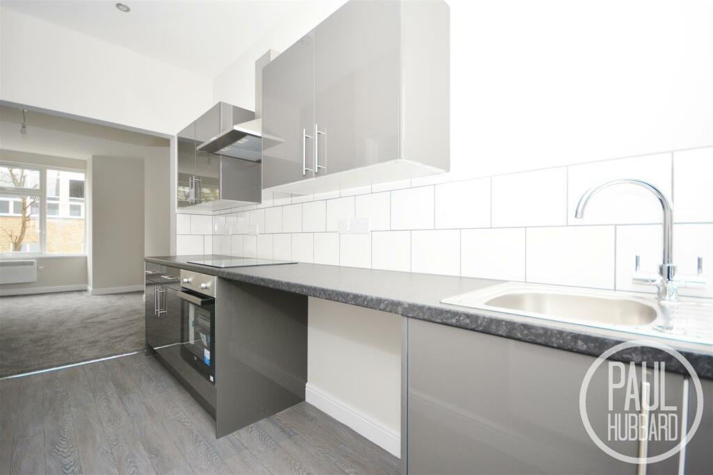 FLAT 3