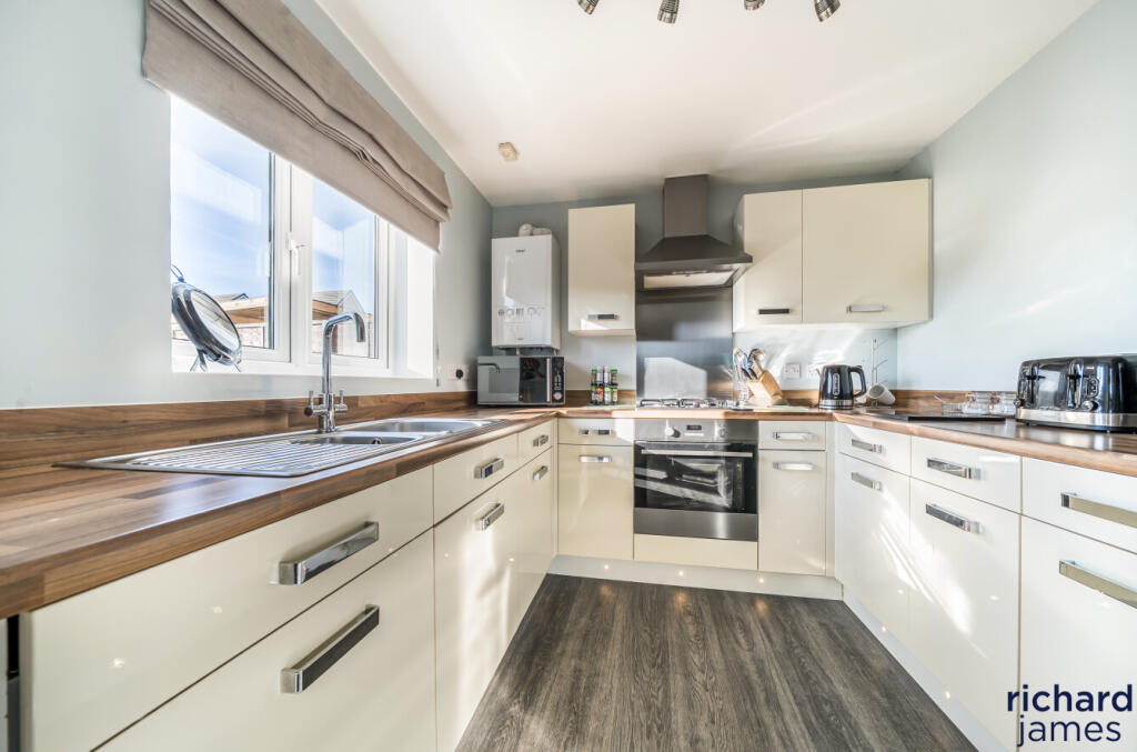 ffc7f21a0acf403ba17687d68809180f