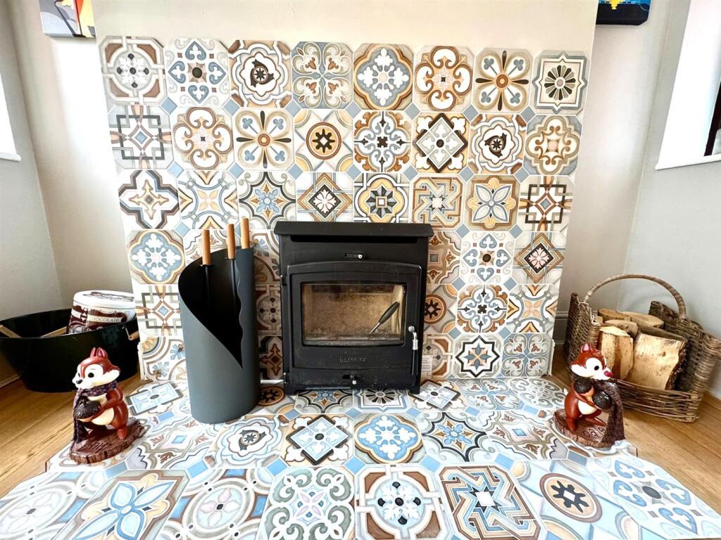 WhatsApp Image 2025-09-26 at 14.08.15 (4).jpeg