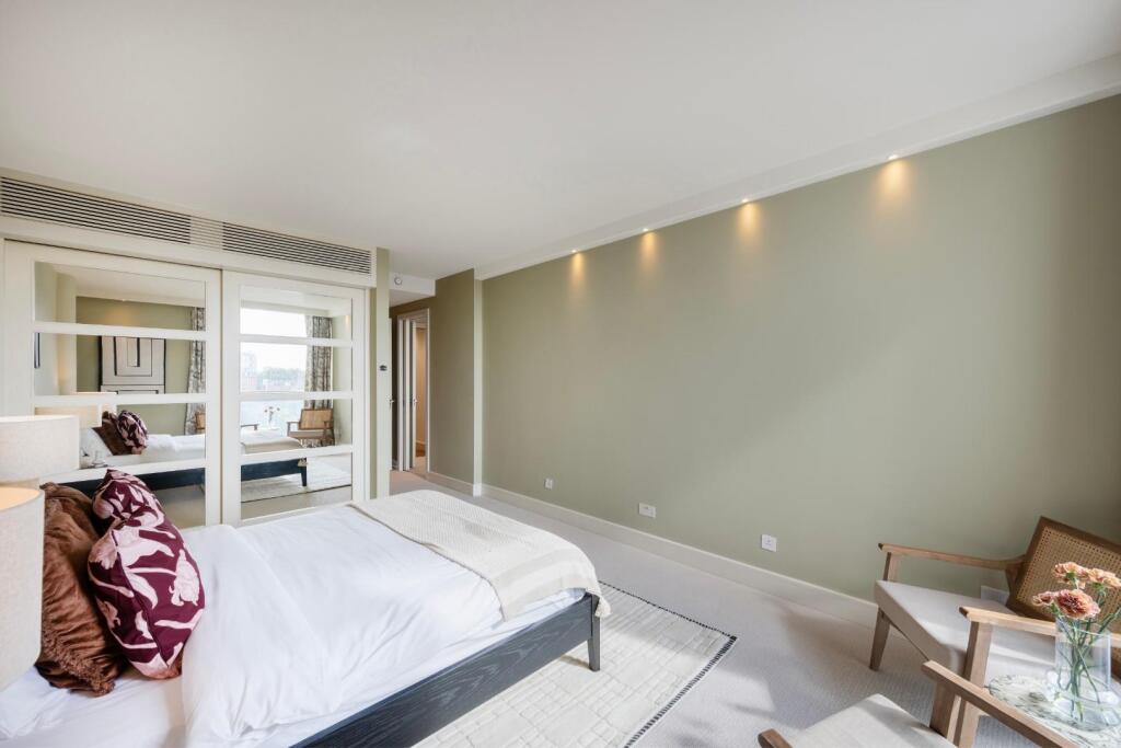 Flat 64-66 Riverside One Hi-56.jpg