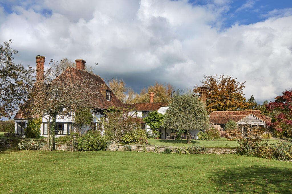 239832 - DGLA1203.jpg