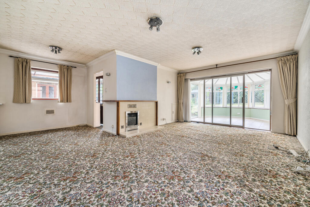 1303497-10-684ff6...