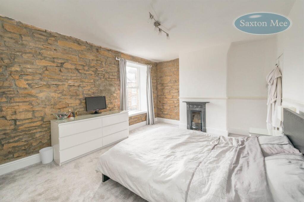 18 Coombe Rd NH 07.jpg