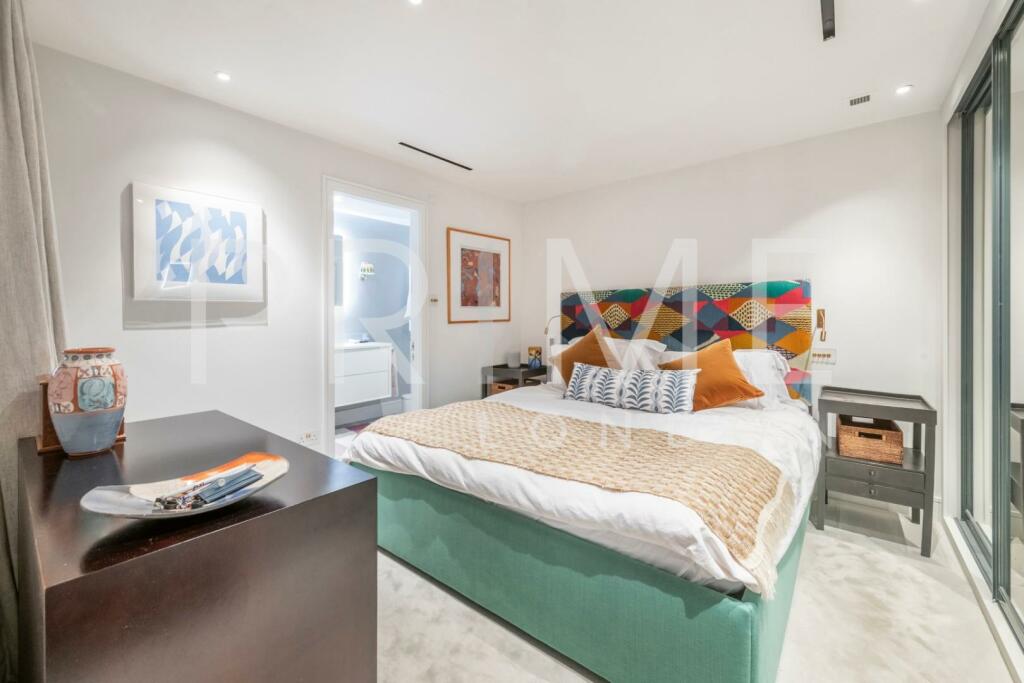 bedroom(1) (1).jpg