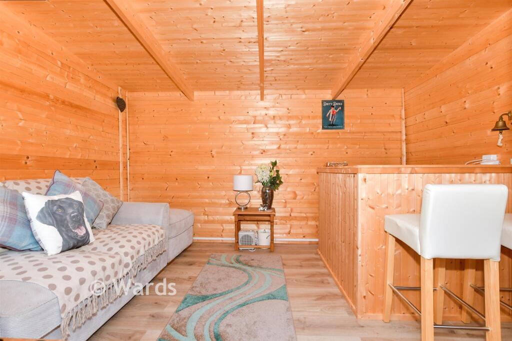 Workshop/Outbuildings