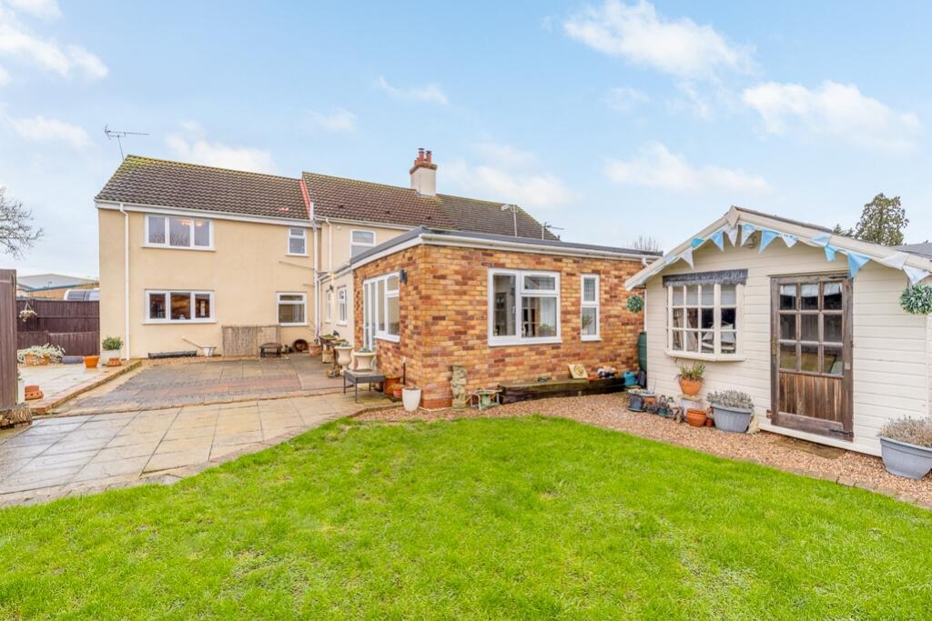 23 Church Road (Old Leake)-11