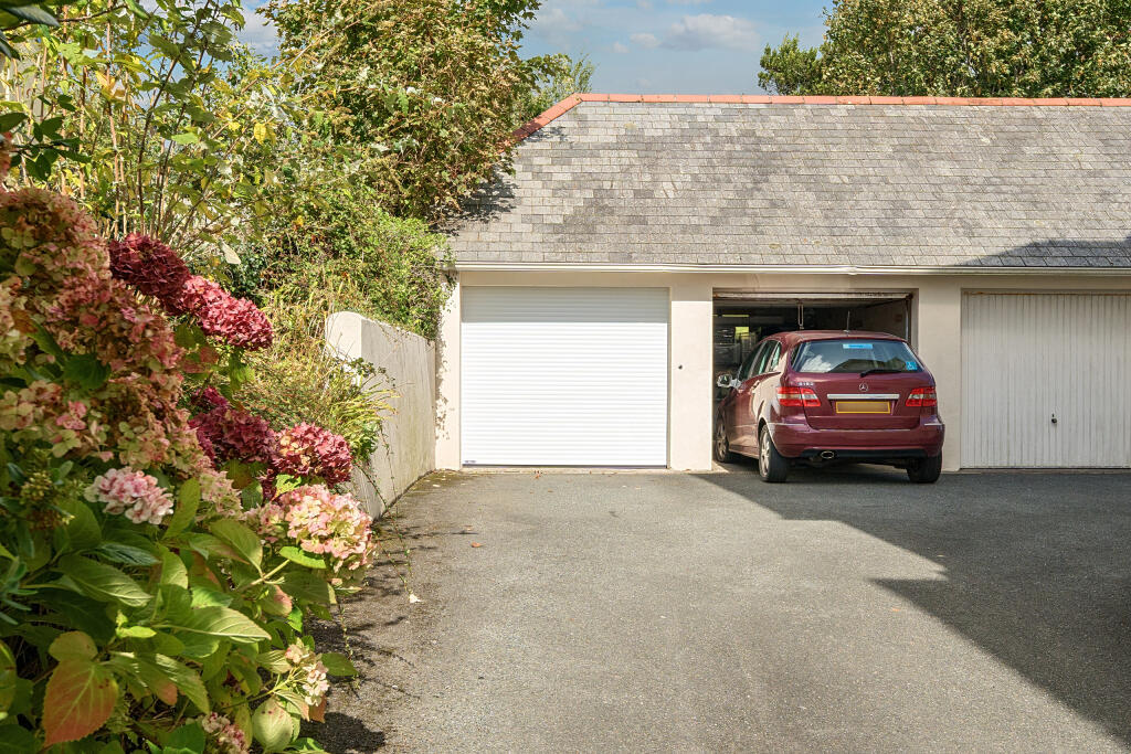 1349537-21-68c2c0137ef31