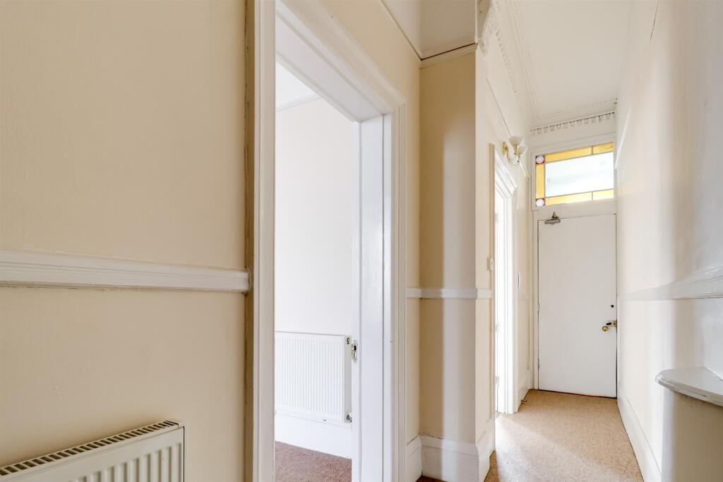 Hallway (1).jpg