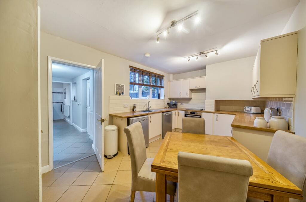 1384155-13-692474fd1f226