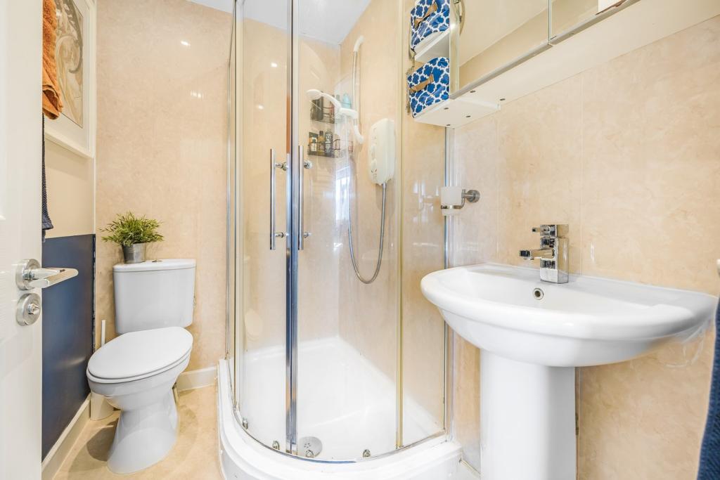 Ensuite to Principal