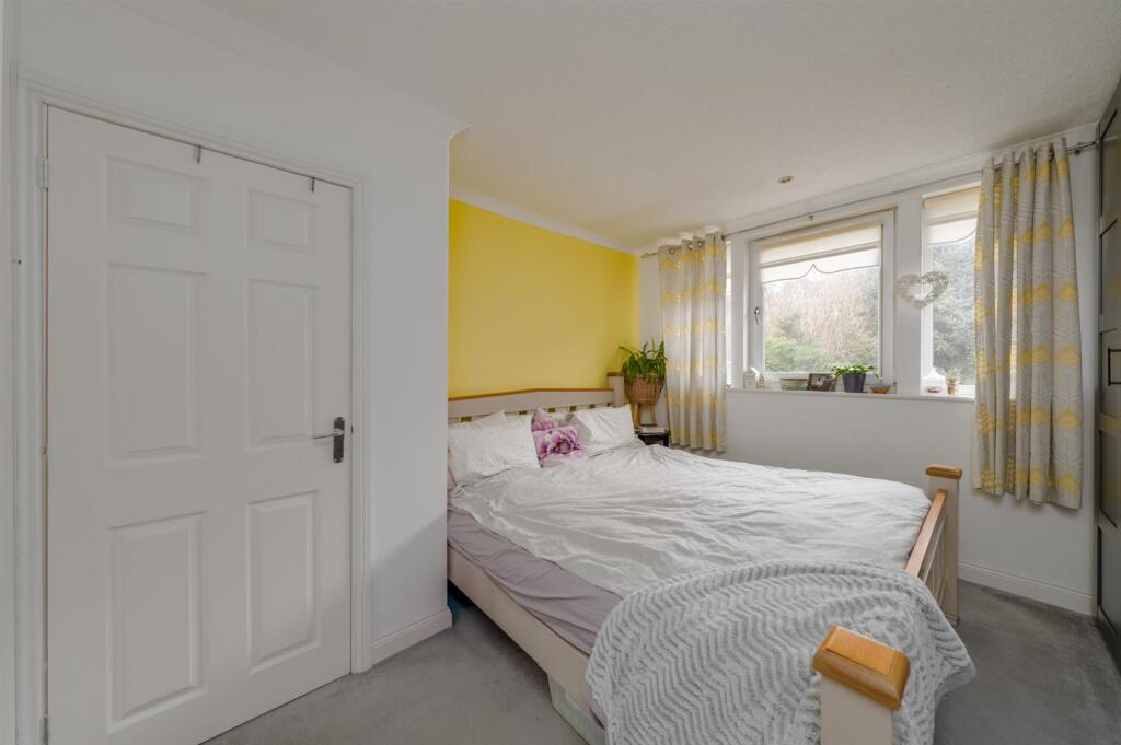 17 Gunsgreen Crescent Eyemouth-07.jpg