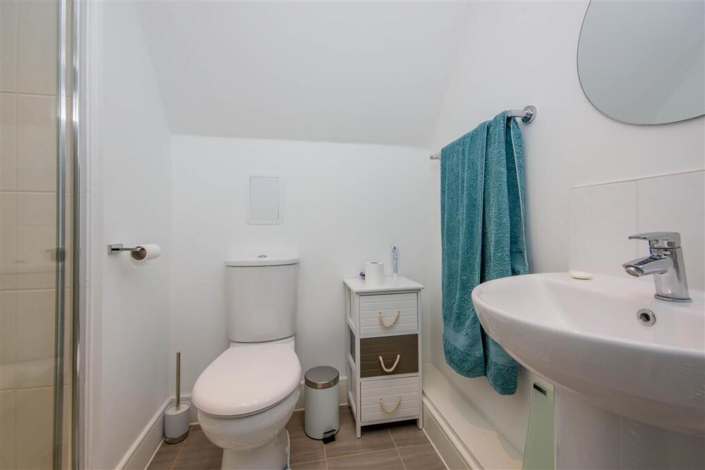 En-suite Bathroom
