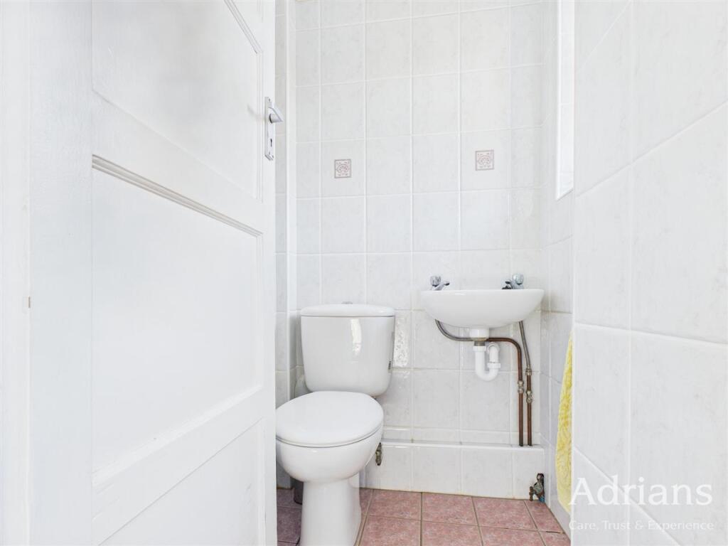 CLOAKROOM