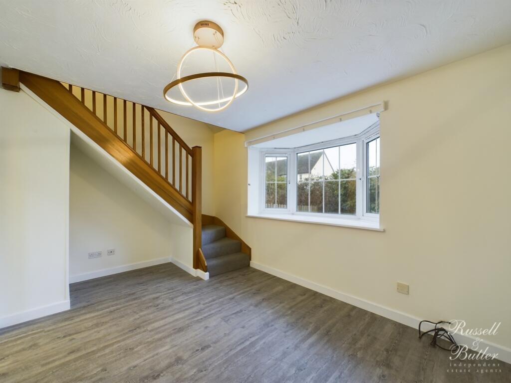 CAM01995G0-PR0234-STILL009