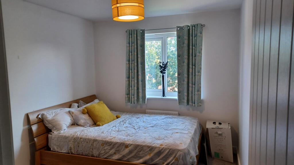 2nd Bedroom
