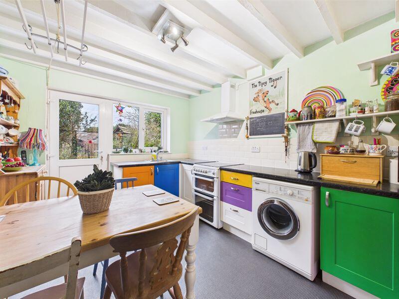 kitchen/breakfast room