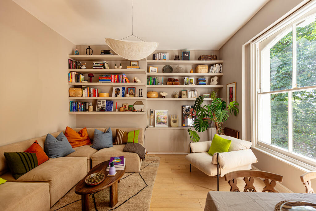 289204 - 25_6_TMH N16 6AX7490-Enhanced-NR-Edit.jpg