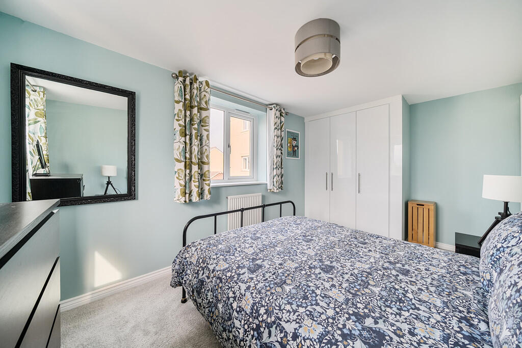 1304359-2-683f3b3...