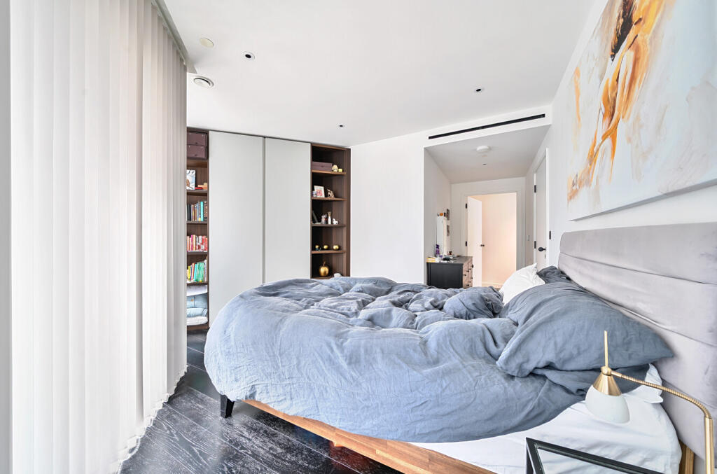 Principal Bedroom (3).jpg