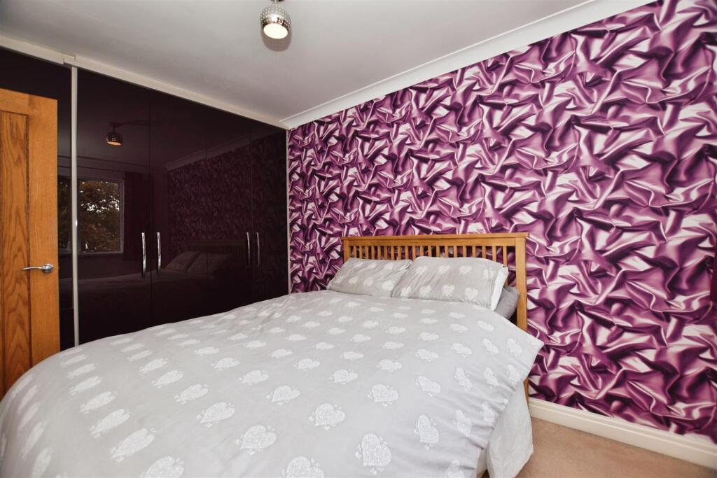 083246a1-bed 201 20wdbs.JPG