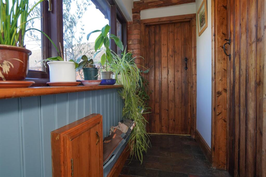 Village Farm Barns (12).jpg